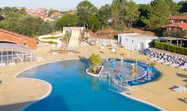 Vue aérienne complexe aquatique du camping Mimizan Plage