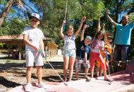 Mini-golf au Club Enfants du camping Mimizan Plage